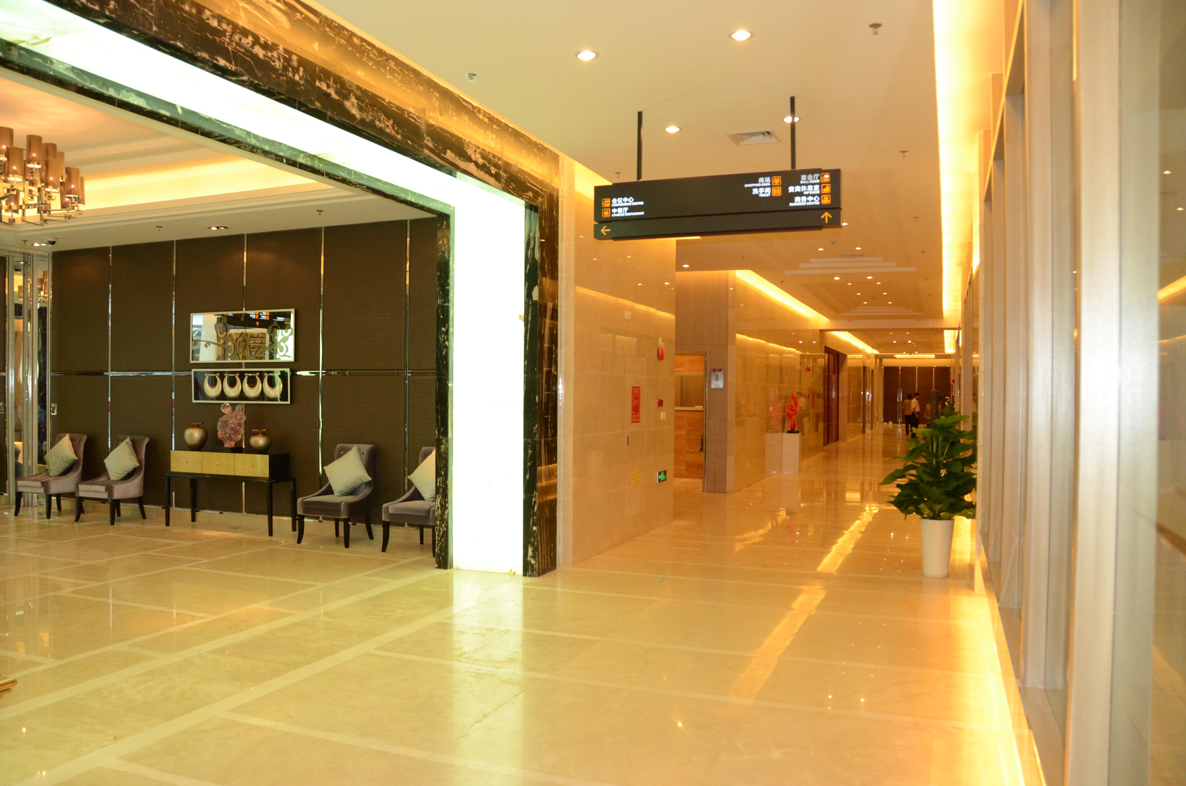 Pearl River International Hotel - Canmetro Line 11 Yijing Lu Station Guangzhou Exterior photo