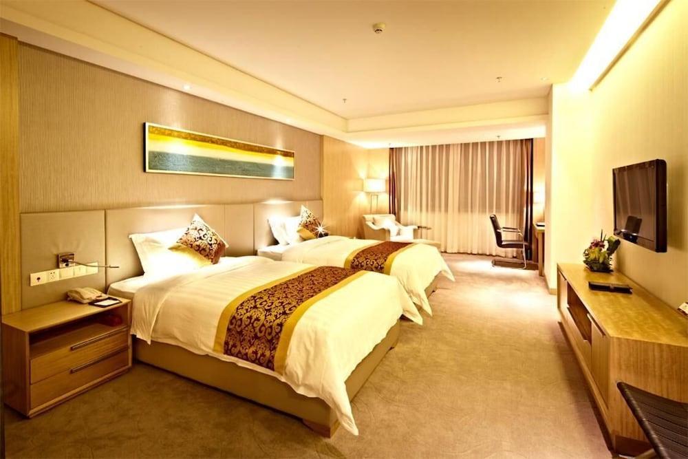 Pearl River International Hotel - Canmetro Line 11 Yijing Lu Station Guangzhou Exterior photo