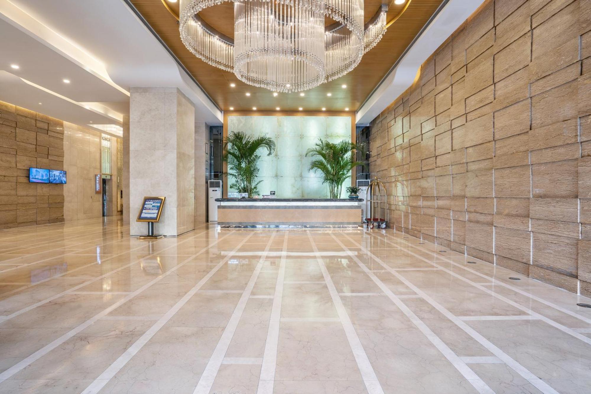 Pearl River International Hotel - Canmetro Line 11 Yijing Lu Station Guangzhou Exterior photo