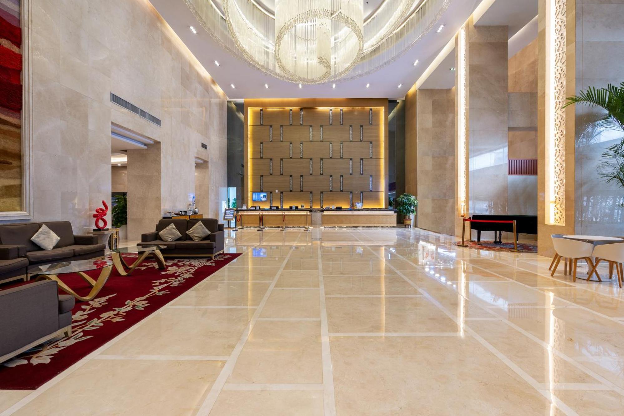 Pearl River International Hotel - Canmetro Line 11 Yijing Lu Station Guangzhou Exterior photo